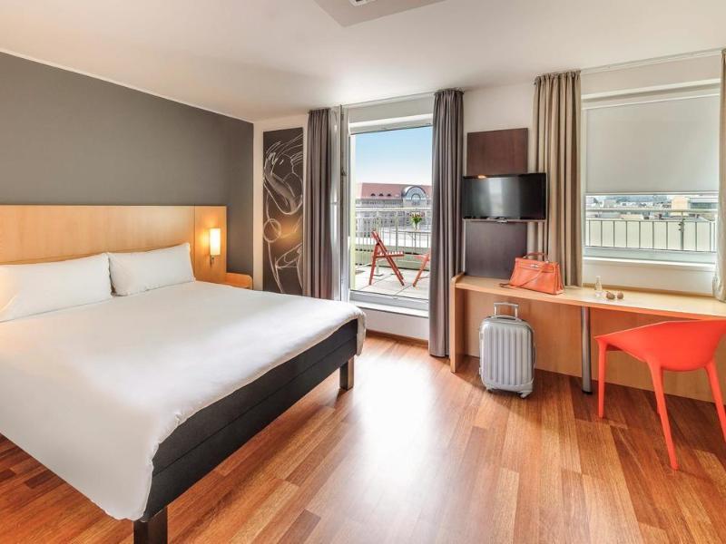 ibis budget Berlin Kurfürstendamm Exterior foto