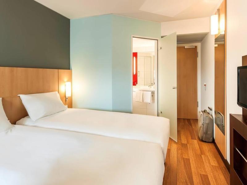 ibis budget Berlin Kurfürstendamm Exterior foto